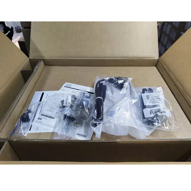 C9200-24T-E Cisco Catalyst 920 - đánh giá và giá Managed Switch 24 Port Gigabit
