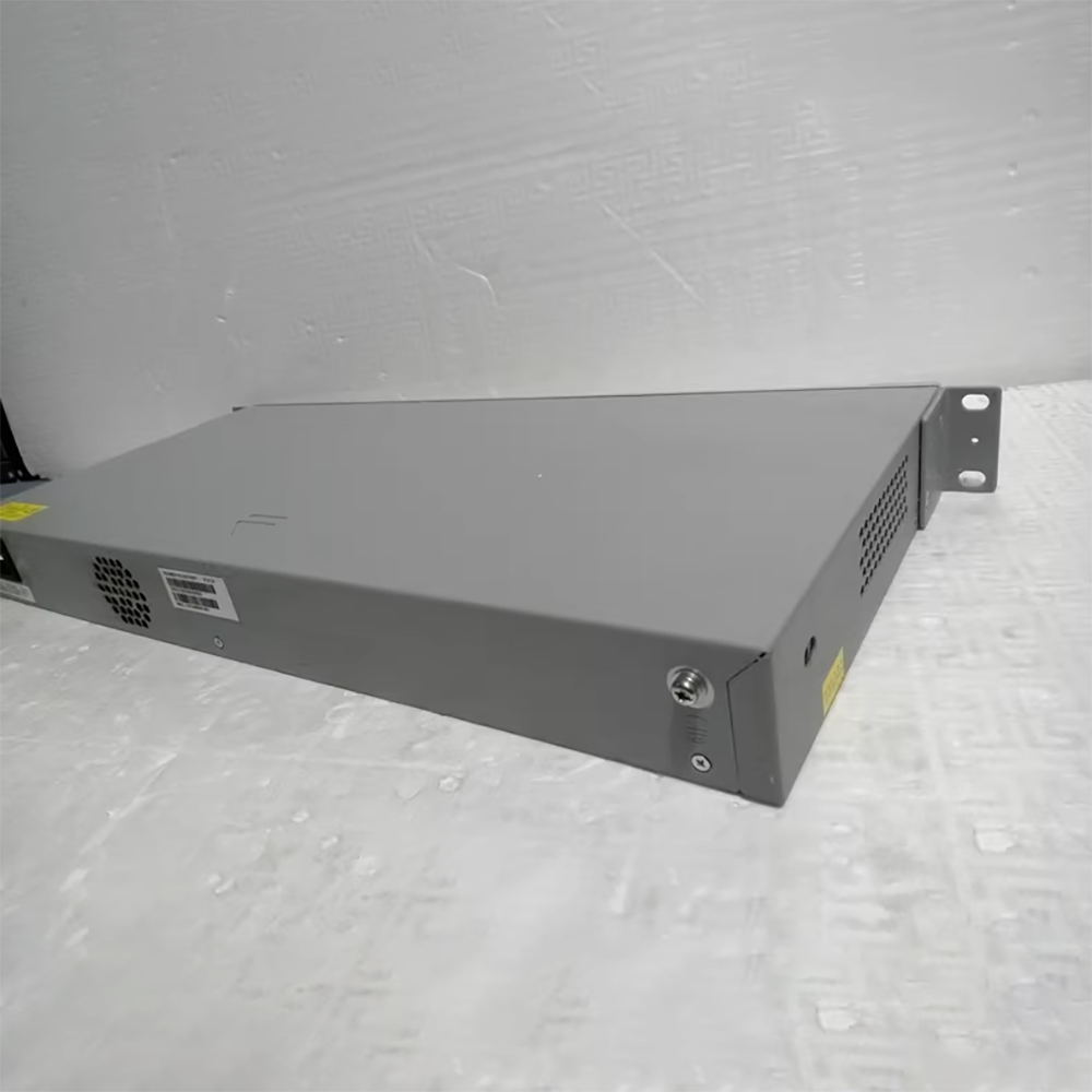 RG-NBS5100-24GT4SFP 24 Port Fu - đánh giá và giá Managed Switch 24 Port Gigabit